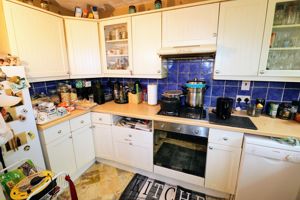 Kitchen- click for photo gallery